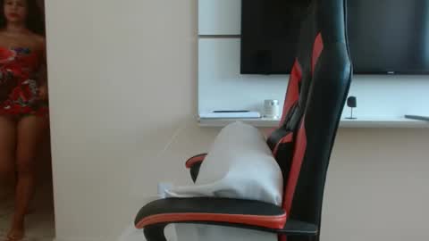 pocahontas online show from 04/01/26, 03:53