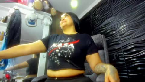 catalina online show from 04/23/26, 05:19