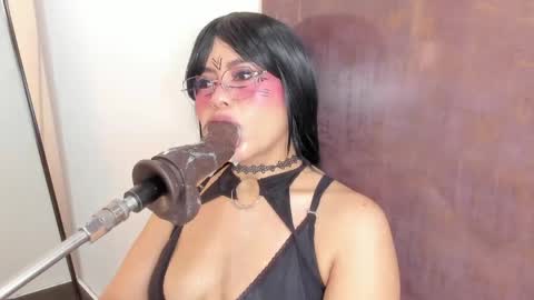 Snapshot of pocahontas_lantina chatting on 05/15/26, 04:41 pocahontas_lantina online show from 05/15/26, 04:41
