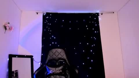 Willow                      Hours 12pm to 630pm Colombian time FRIDAY AND SUNDAY FREE DAYS online show from 02/18/25, 09:09