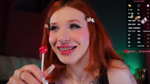 Snapshot of poisonivvy_ chatting on 01/11/25, 06:24 next streams mon wed sat sun 5am-1pm utc online show from 01/11/25, 06:24