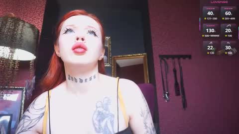 Snapshot of poisonivvy_ chatting on 10/04/25, 05:38 next streams mon wed sat sun 5am-1pm utc online show from 10/04/25, 05:38