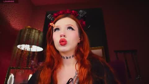 next streams mon wed sat sun 5am-1pm utc online show from 11/18/25, 05:34