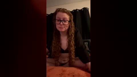 poisonivyy95 online show from 03/02/26, 02:58