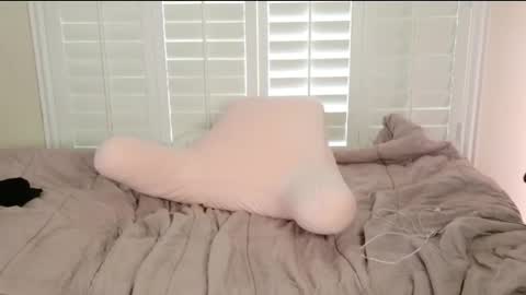 Snapshot of pokiepoki chatting on 01/17/26, 08:12 jada online show from 01/17/26, 08:12