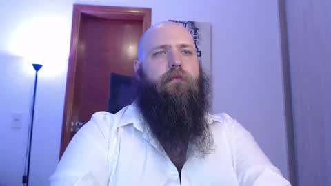 Bear online show from 02/20/25, 02:29