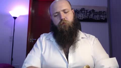 Bear online show from 03/09/25, 01:46