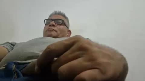 poli online show from 02/07/25, 03:45