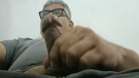 poli online show from 09/14/25, 12:37