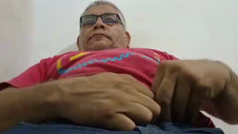 poli online show from 04/20/26, 12:30