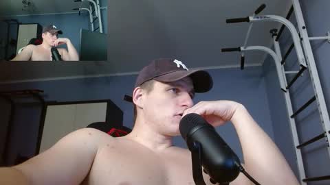 Poliglotjoe2 online show from 01/12/26, 01:44