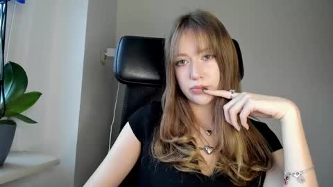 Polina online show from 02/25/26, 03:10