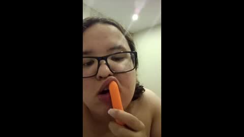polina_moreau online show from 06/05/26, 05:18