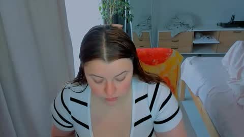 Polina online show from 10/19/25, 09:10