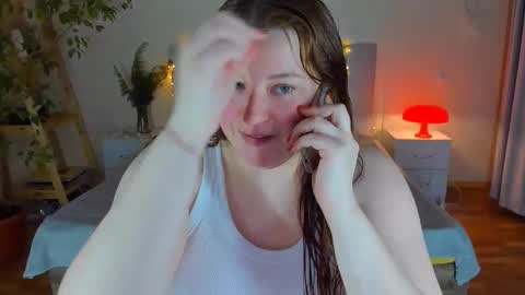 Snapshot of polinasallivan chatting on 11/16/25, 03:50 Polina online show from 11/16/25, 03:50