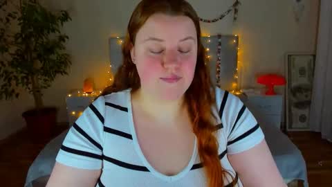 Snapshot of polinasallivan chatting on 02/02/26, 07:45 Polina online show from 02/02/26, 07:45