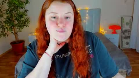 Snapshot of polinasallivan chatting on 02/09/26, 06:01 Polina online show from 02/09/26, 06:01