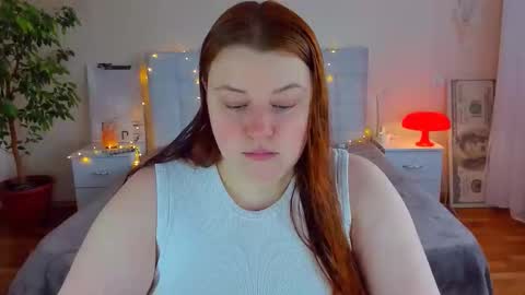 Snapshot of polinasallivan chatting on 02/25/26, 01:10 Polina online show from 02/25/26, 01:10