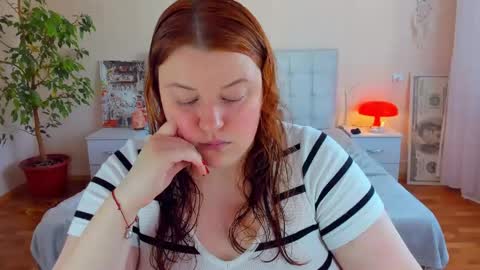 Snapshot of polinasallivan chatting on 05/06/26, 11:48 Polina online show from 05/06/26, 11:48