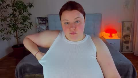 Snapshot of polinasallivan chatting on 06/09/26, 04:07 Polina online show from 06/09/26, 04:07