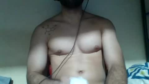 Snapshot of pollaa_19 chatting on 07/16/26, 02:39 pollaa_19 online show from 07/16/26, 02:39