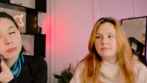 polly_cute1 online show from 02/26/26, 12:48