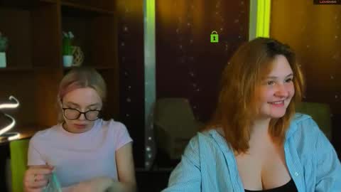 polly_cute1 online show from 03/16/26, 07:29