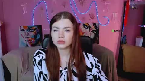 Polly online show from 06/30/26, 07:04
