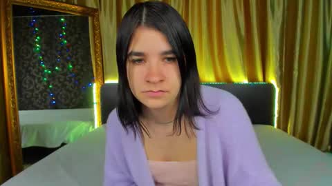 Polly online show from 10/15/25, 06:13