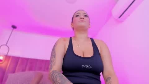 POLLY online show from 03/11/26, 10:10