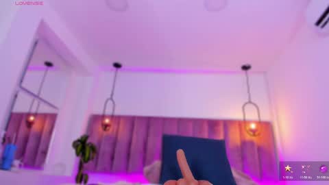 Snapshot of pollybabe_ chatting on 05/25/26, 10:32 POLLY online show from 05/25/26, 10:32