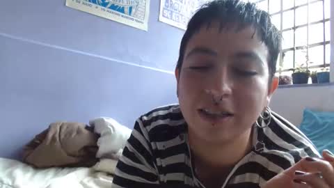 Poly online show from 01/01/25, 06:38