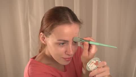 Snapshot of poni_dii chatting on 11/28/25, 07:11 online show from 11/28/25, 07:11