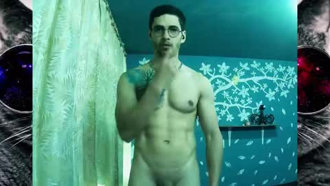 Snapshot of ponzothc chatting on 09/23/25, 06:22 ponzothc online show from 09/23/25, 06:22