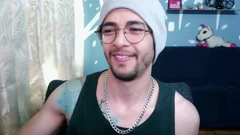 Snapshot of ponzothc chatting on 10/01/25, 07:09 ponzothc online show from 10/01/25, 07:09