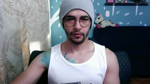 Snapshot of ponzothc chatting on 11/03/25, 08:21 ponzothc online show from 11/03/25, 08:21