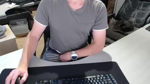 Dave online show from 10/13/25, 06:46