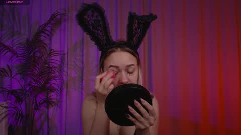 Snapshot of pooja_hegde chatting on 10/08/25, 01:14 Eva online show from 10/08/25, 01:14