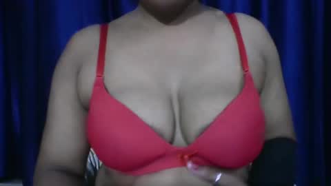 Snapshot of poojalady chatting on 07/24/26, 04:54 poojalady online show from 07/24/26, 04:54