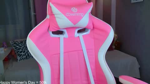 Snapshot of popjenny chatting on 03/08/26, 03:16 Hi Daddy Im Jane online show from 03/08/26, 03:16