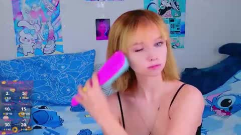 Snapshot of popjenny chatting on 07/26/26, 04:58 Hi Daddy Im Jane online show from 07/26/26, 04:58