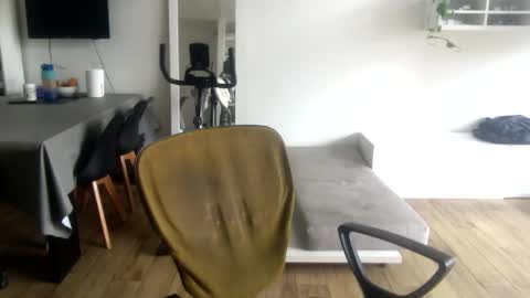 popopo0 online show from 10/16/25, 03:13