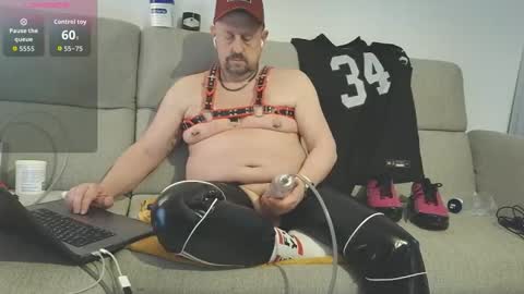 poppersbator73 online show from 04/03/26, 12:25