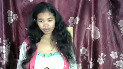 Snapshot of poppy_kelley chatting on 07/07/26, 06:47 Lilly online show from 07/07/26, 06:47