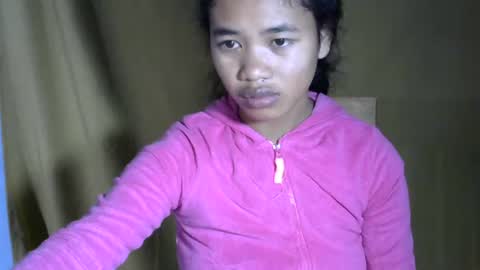 Snapshot of poppy_kelley chatting on 07/27/26, 04:30 Lilly online show from 07/27/26, 04:30