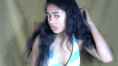 Snapshot of poppy_kelley chatting on 07/28/26, 12:48 Lilly online show from 07/28/26, 12:48