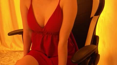 April online show from 01/18/26, 06:12