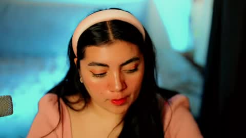 Poppy Kensington online show from 05/04/26, 11:56