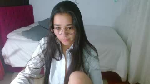 porcelainlux online show from 02/17/25, 03:25