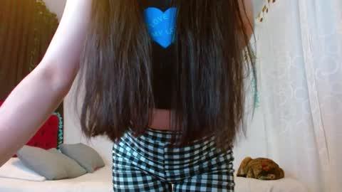 porcelainlux online show from 03/01/25, 04:15